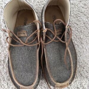 Trendy Gray Moccasins with Leather Laces